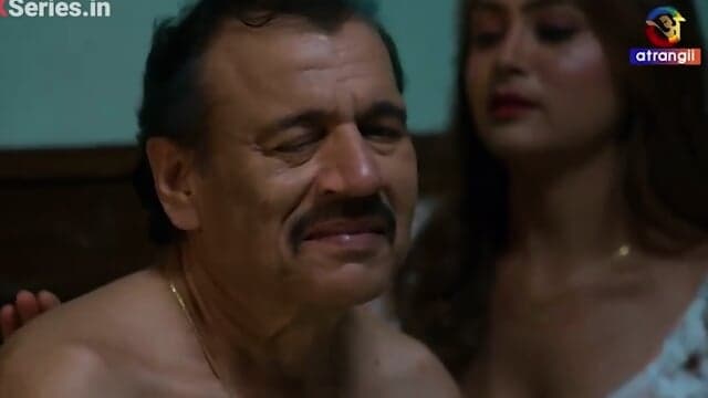 Desi Bhabhi Ko kone Me Pakad Kar Choda
