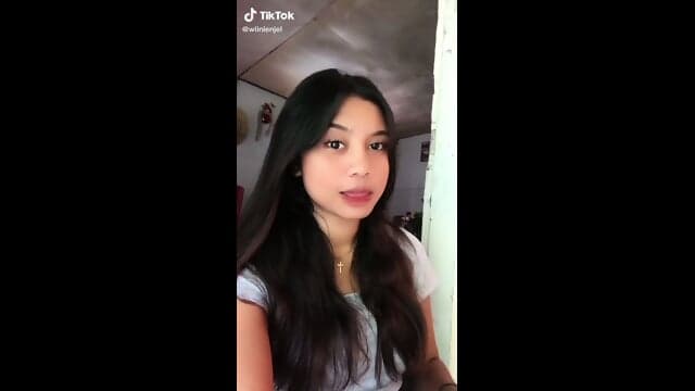 ENJEL SIAHAYA (IG,@4ngel_sihya&TT,@wiinienjel)
