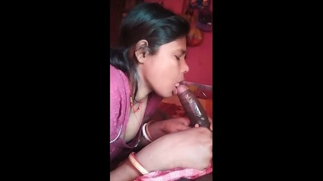 Indian kamwali Ã±e mera Lund chusa m15h