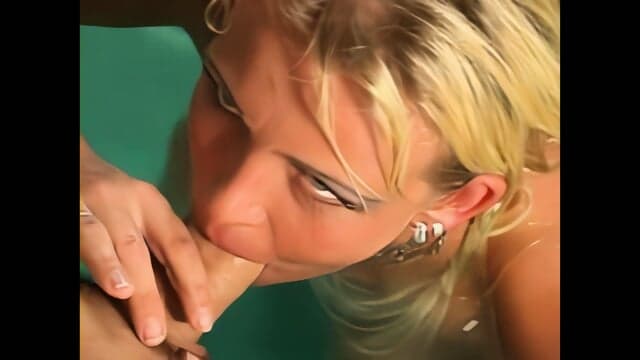 Vivian Schmitt - Blondes Gift
