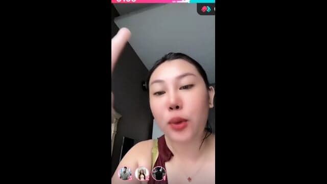 Dewi efika live