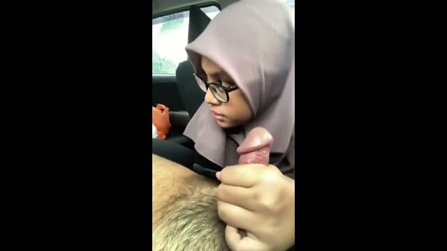 Rakus Awek Tudung Ni Blowjob