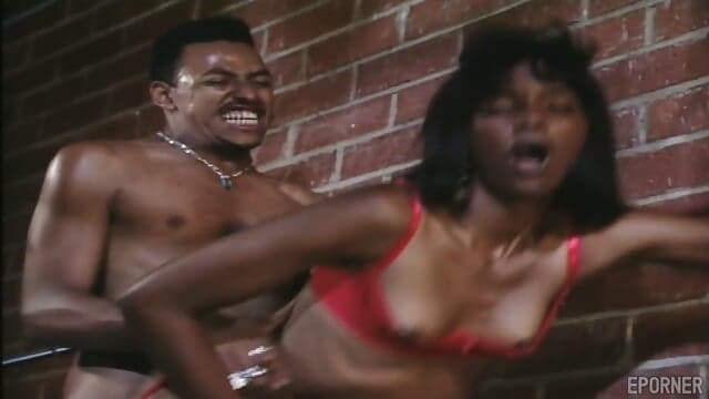Ebony Slut Begs Him To Stay Inside Until Heâs Hard Again