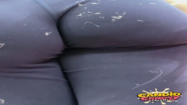 candid jiggle shopping cum stain