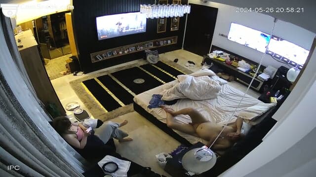 IPCAM (FULL) - Bald fat guy fucking his wife from behind