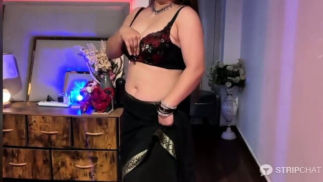 Sunhari Girl | Big Boobs Show And Nude Dance | Most Public Demand | Powered Bye Stripchat Model |