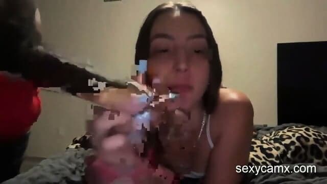 Teen Snowbunny Have Fun