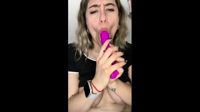 Sofia âcarla âthrusts âa âpurple âdildo âinside Full Access At