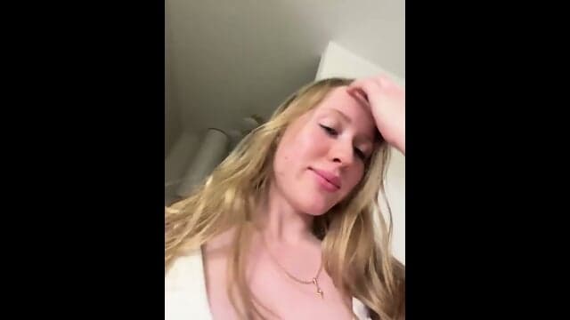 Sexy Blonde Fucks