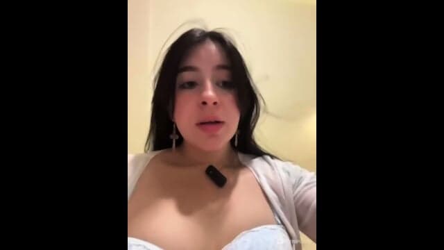 CAM GIRL
