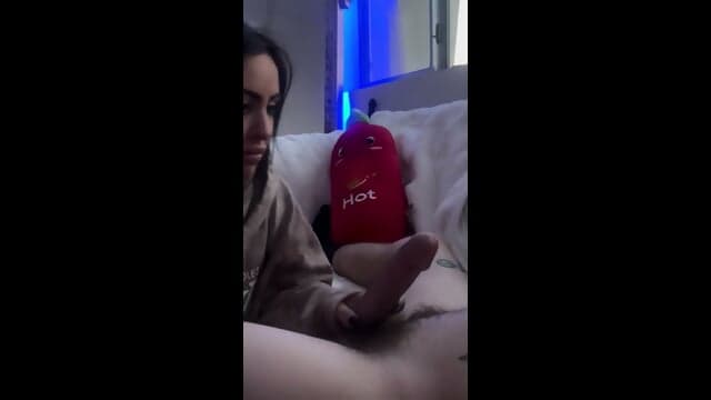 Bimbo Wants Cum