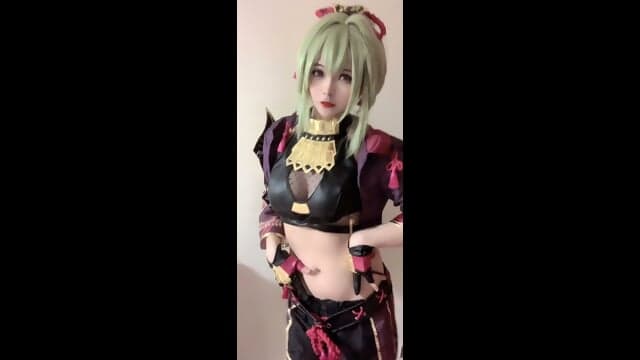 Pretty Cosplay Chinese Shemale Cum Show 4